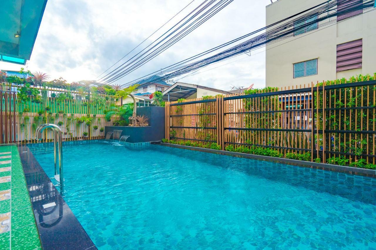 Penyos Service Apartment Bangkok Dış mekan fotoğraf