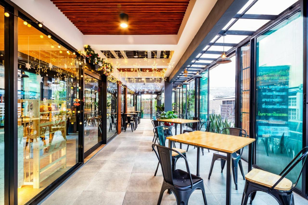Penyos Service Apartment Bangkok Dış mekan fotoğraf